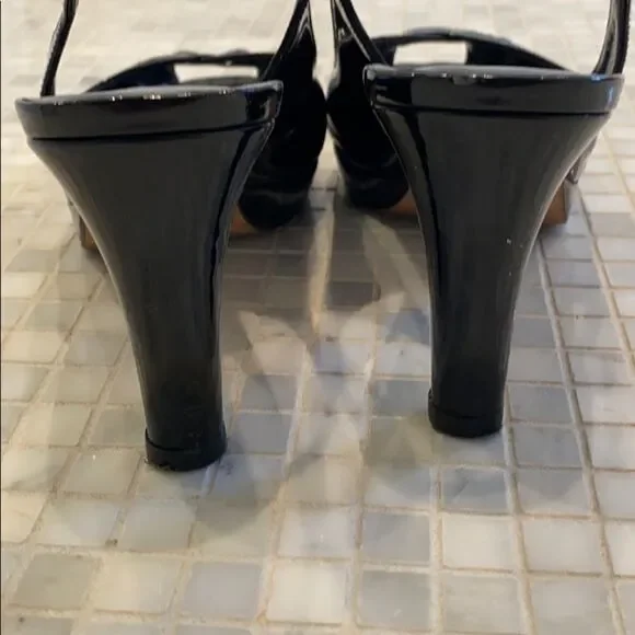 Stuart Weitzman Patent Leather Platform Slingback - Picture 3 of 7